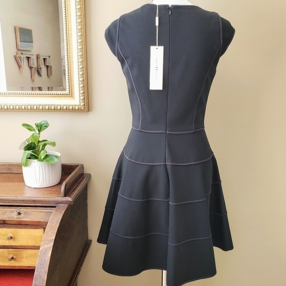 Halston Heritage Black Fit & Flare Sleeveless Mini Cocktail Dress Size Small New - Picture 6 of 9